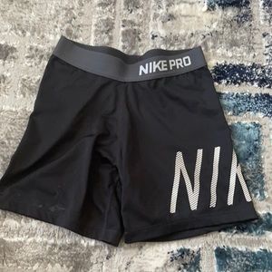Nike black and White biker shorts Size XL girls